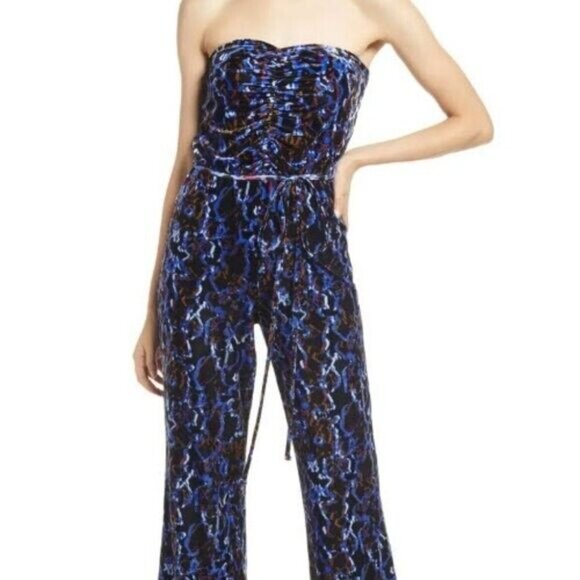 Open edit BNWOT one piece Velour strapless jumpsuit Size XSmall NEW - Picture 8 of 8